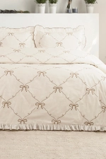 100% Cotton Double Duvet Cover Set – Premium Ruffle Bedding Set with Bow Tie Details Photograph-4