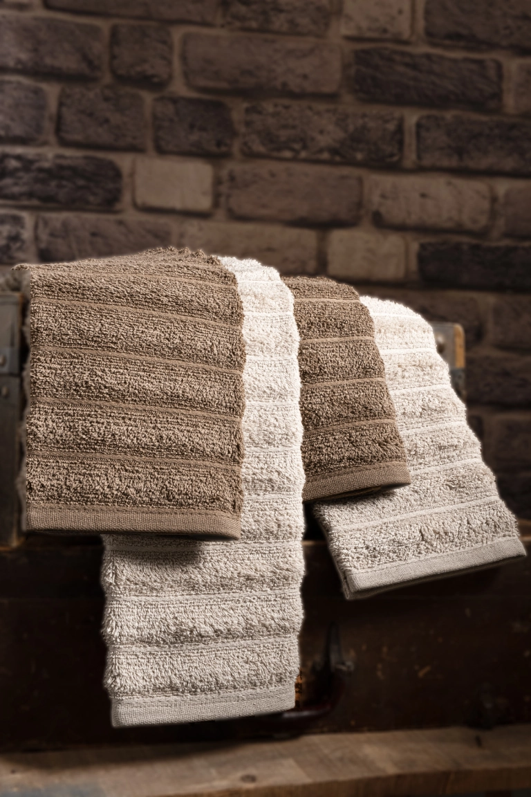 Bubble 4-Piece 100% Cotton Towel Set - Premium Hand, Face, and Head Towels (Highly Absorbent 50x90 cm - Brown)