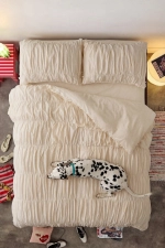 Cloud White Ruffled Double Cotton Duvet Cover Set Photograph-5