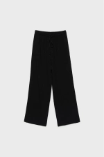 Women's Black Linen Blend Wide Leg Trousers Photograph-5