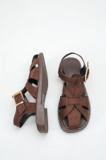 Sandale Plate Femme en Daim Marron Foncé avec Détail Boucle Photographie-3